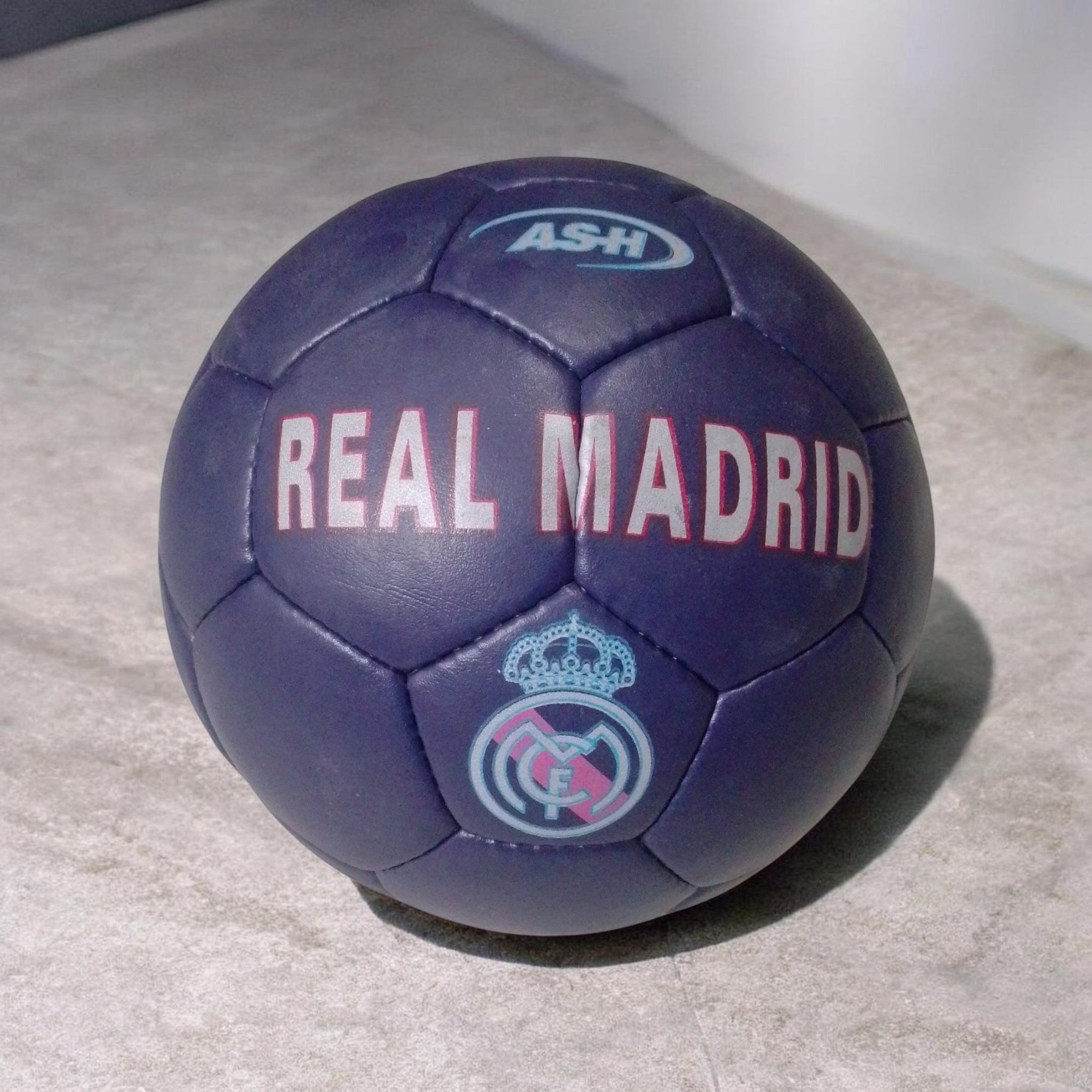Real Madrid official (ASH) football